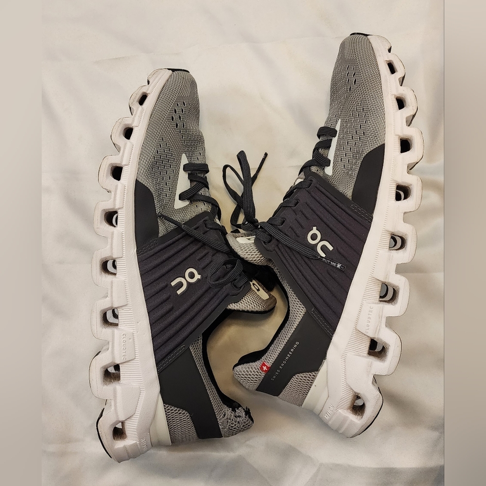 On Cloud Cloudswift Eclipse Running Shoes. - image 2